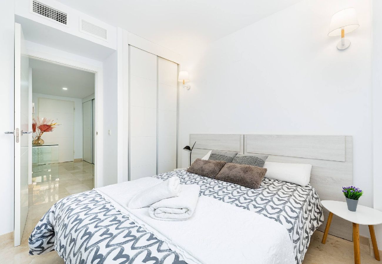 Appartement in Torrevieja - Tornado Apartamento