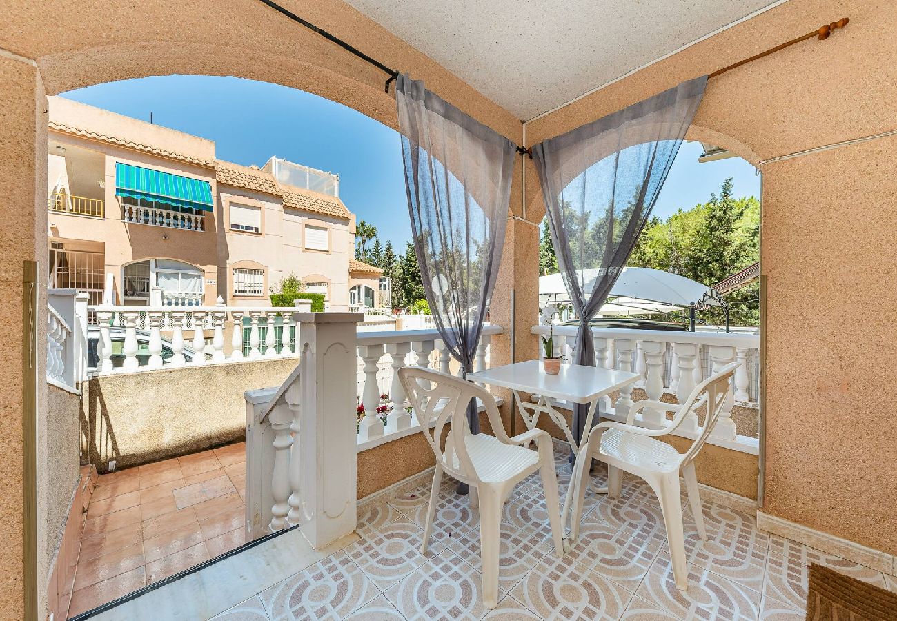 Appartement in Torrevieja - Coral Sunrise - Bungalow