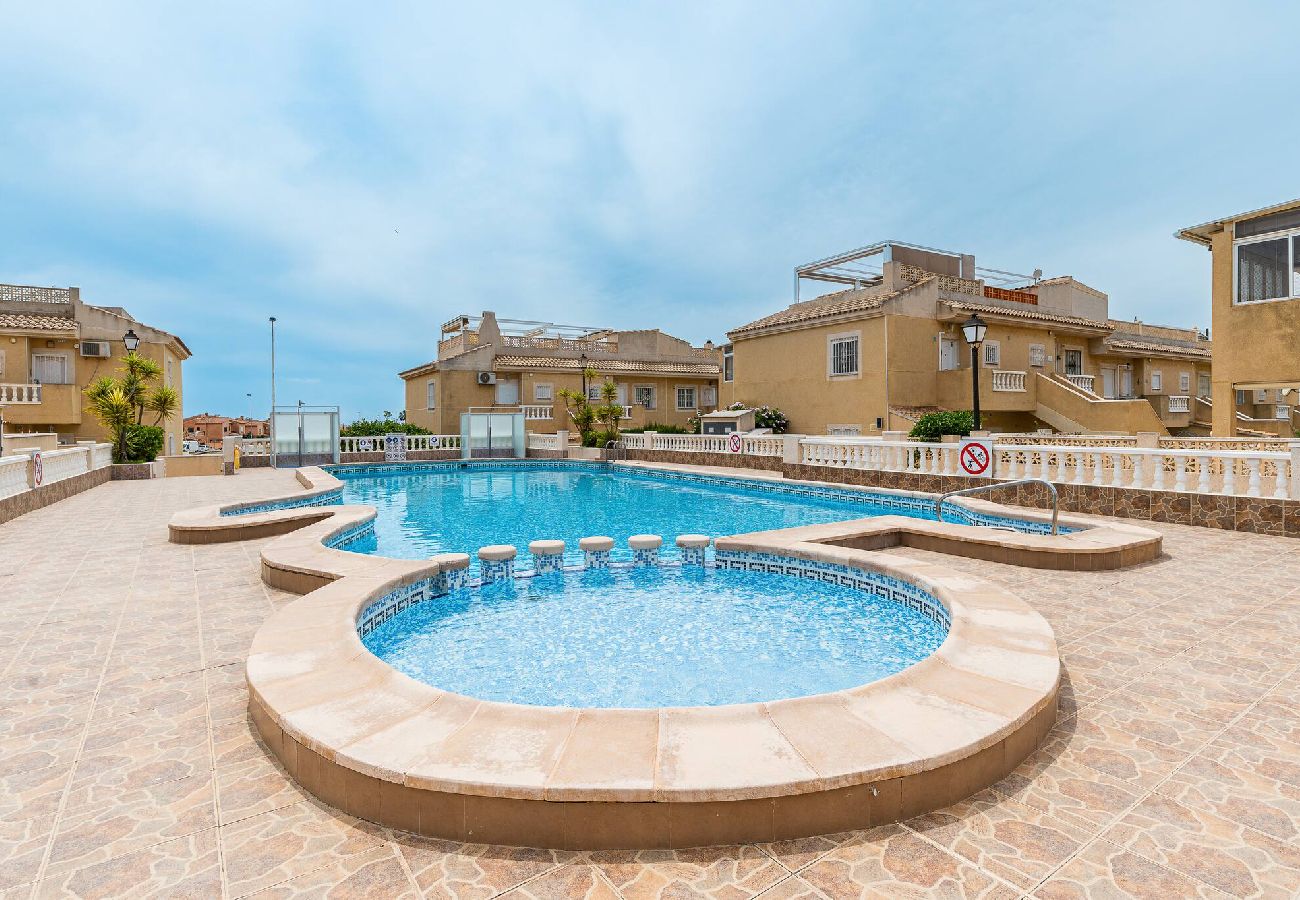 Appartement in Torrevieja - 🅃 Casa Maese