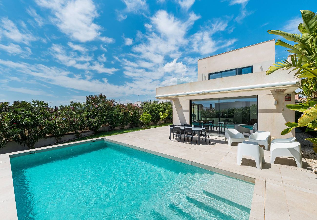 Huis in Los Montesinos - Villa Casita Sunrise (La Herrada)