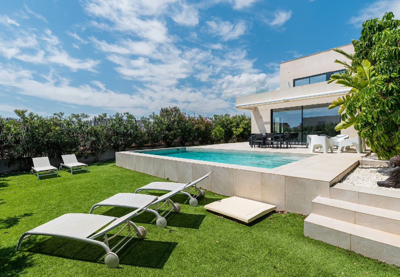 Huis in Los Montesinos - Villa Casita Sunrise (La Herrada)