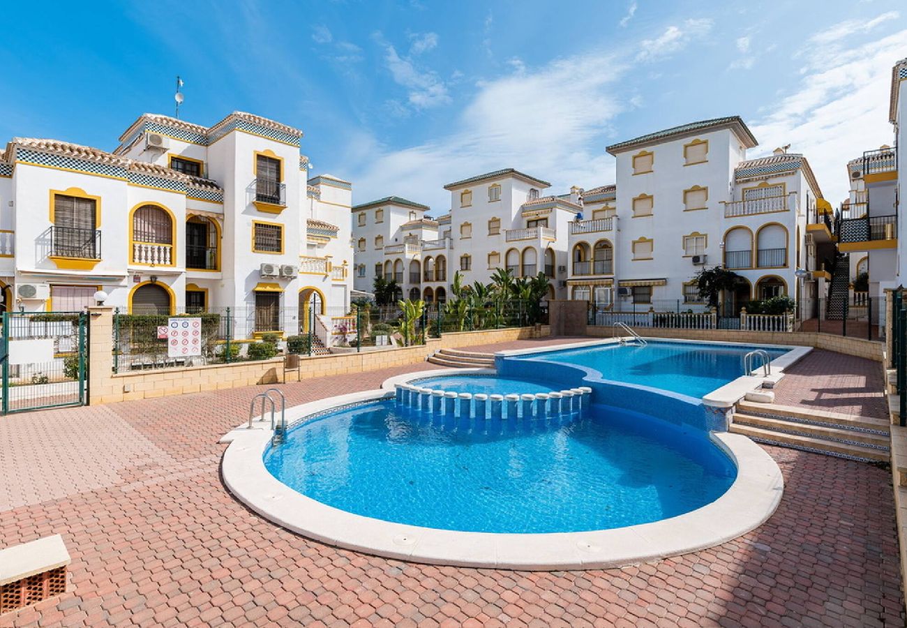 Appartement in Torrevieja - 🅃 Casa Bella