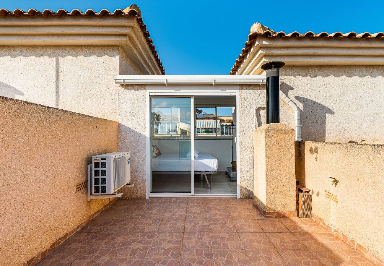 Appartement in Orihuela Costa - 🅃 Rosé Sunrise