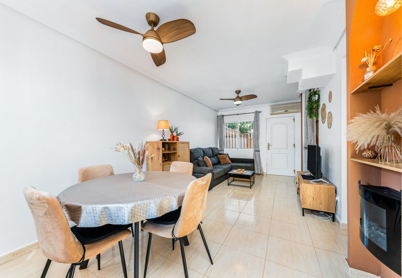 Appartement in Orihuela Costa - 🅃 Rosé Sunrise