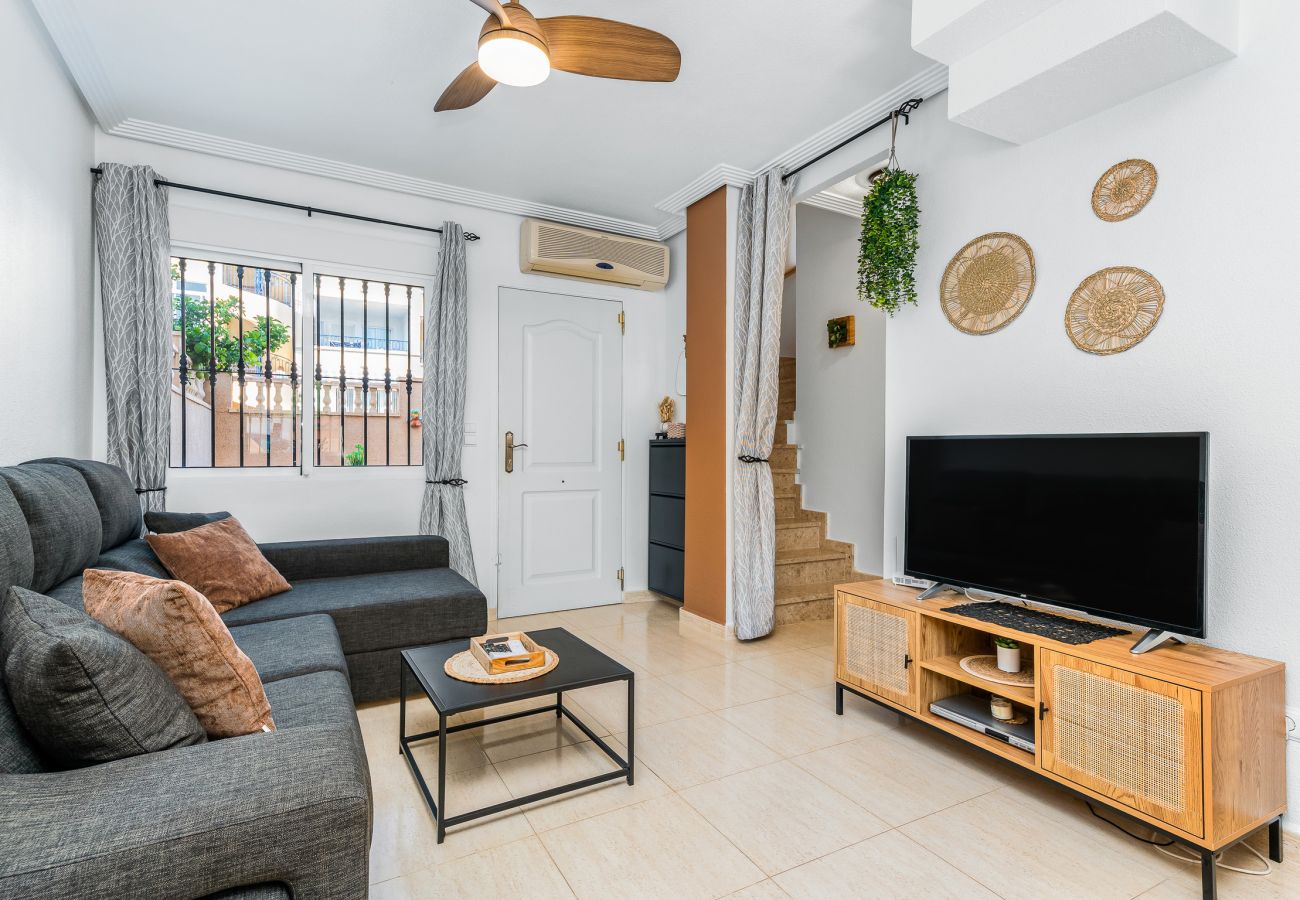 Appartement in Orihuela Costa - 🅃 Rosé Sunrise