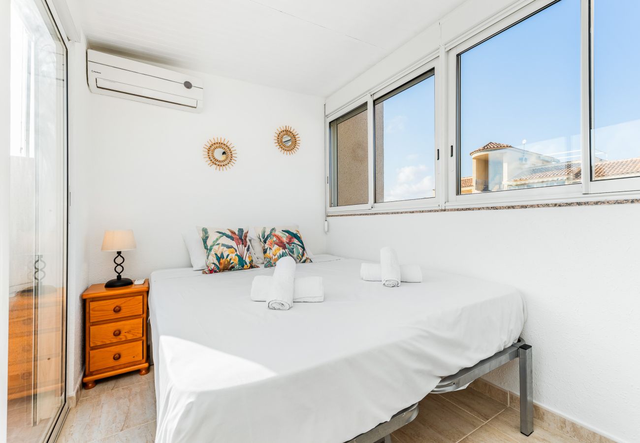 Appartement in Orihuela Costa - 🅃 Rosé Sunrise