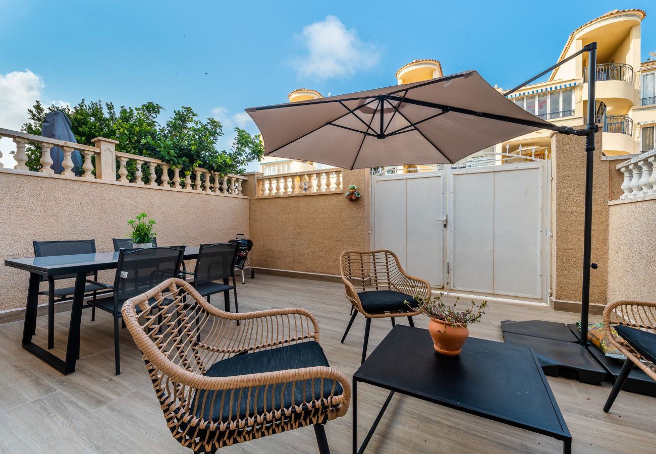 Appartement in Orihuela Costa - 🅃 Rosé Sunrise