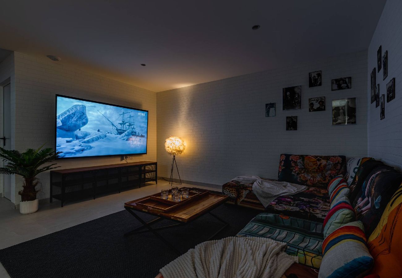 Huis in Murcia - Villa de lujo con jacuzzi, cine, billar y futbolín