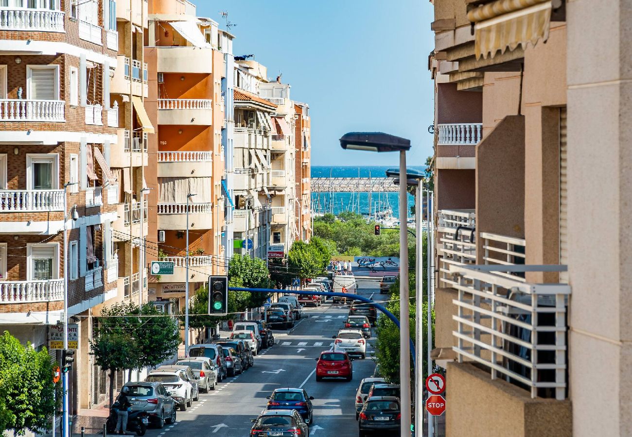 Appartement in Torrevieja - 🅃 Madrid Sunrise