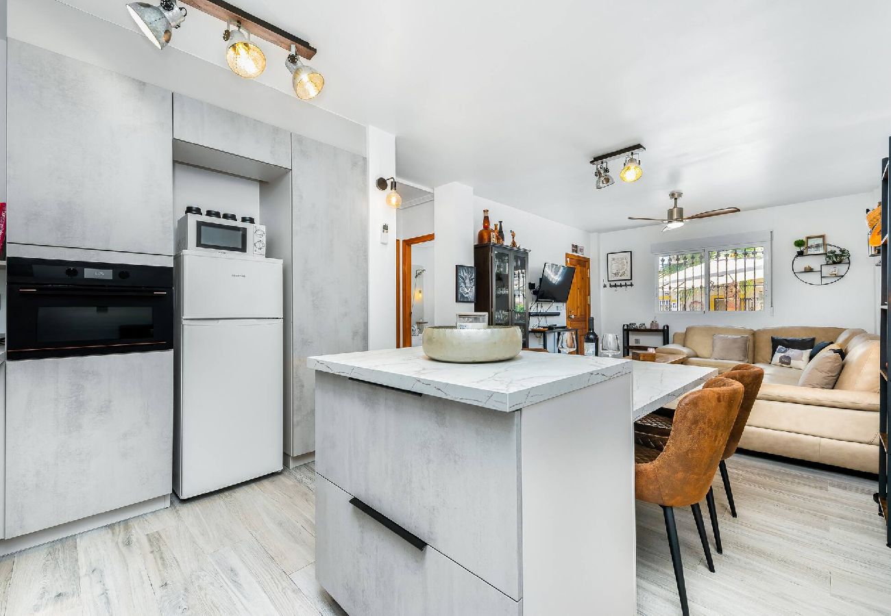 Huis in Alicante - 🅃 Casa Nora Sunrise