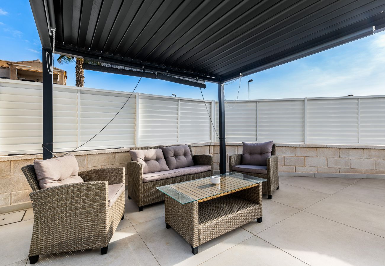 Huis in Orihuela Costa - 🅃 Villa Vera