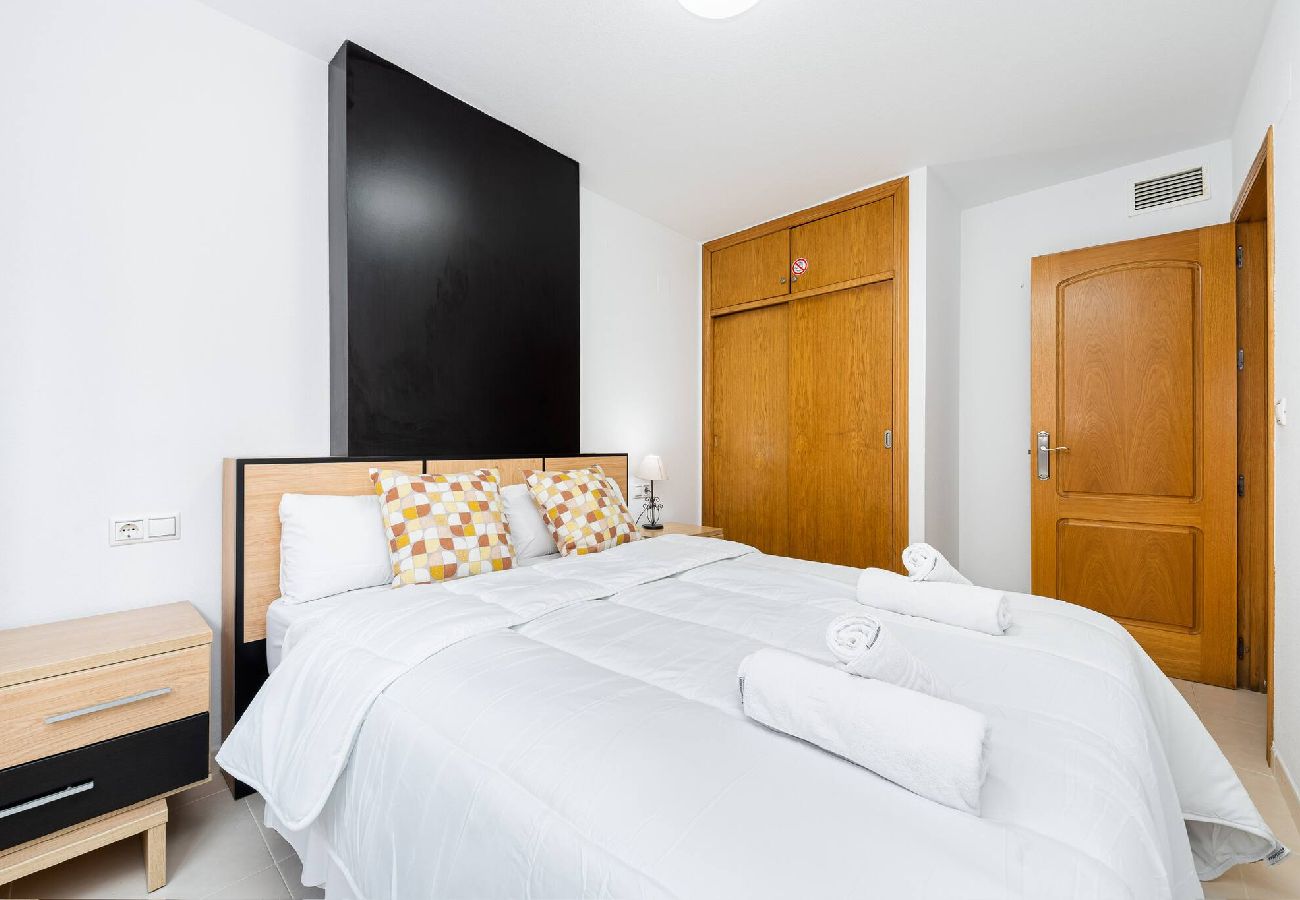 Appartement in Torrevieja - Orbiplaya 2