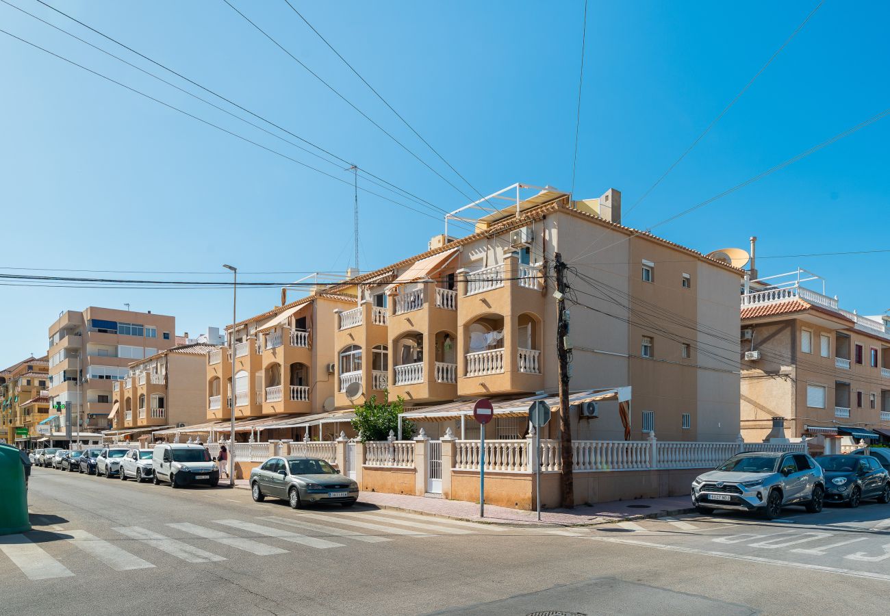 Appartement in Torrevieja - 🅃 Casa del Chicho 2