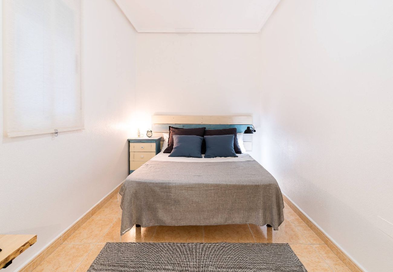 Apartament w Torrevieja - Apolo - Apartamento