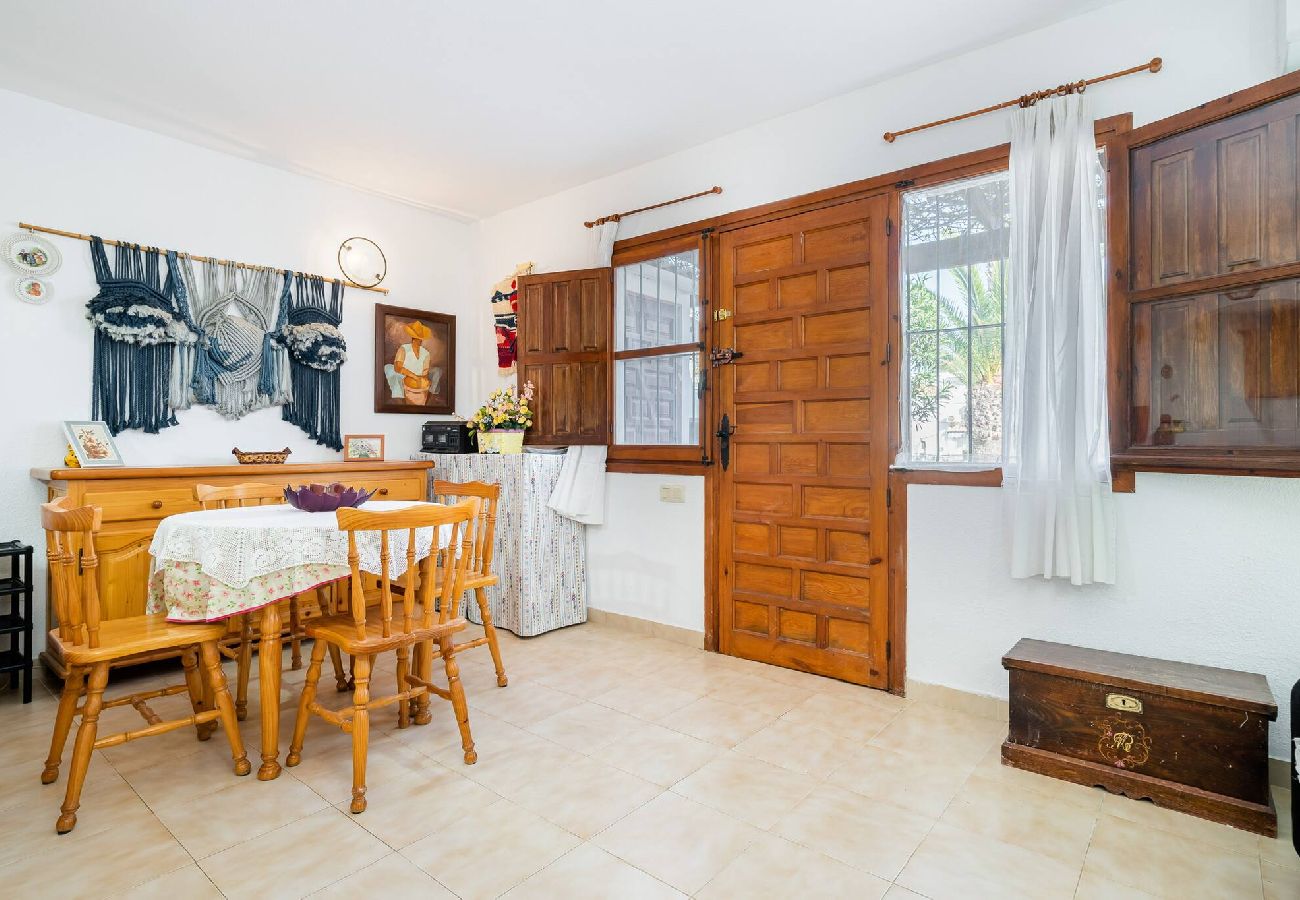 Apartament w Torrevieja - 🅃 Lago Jardín 98 - Bungalow