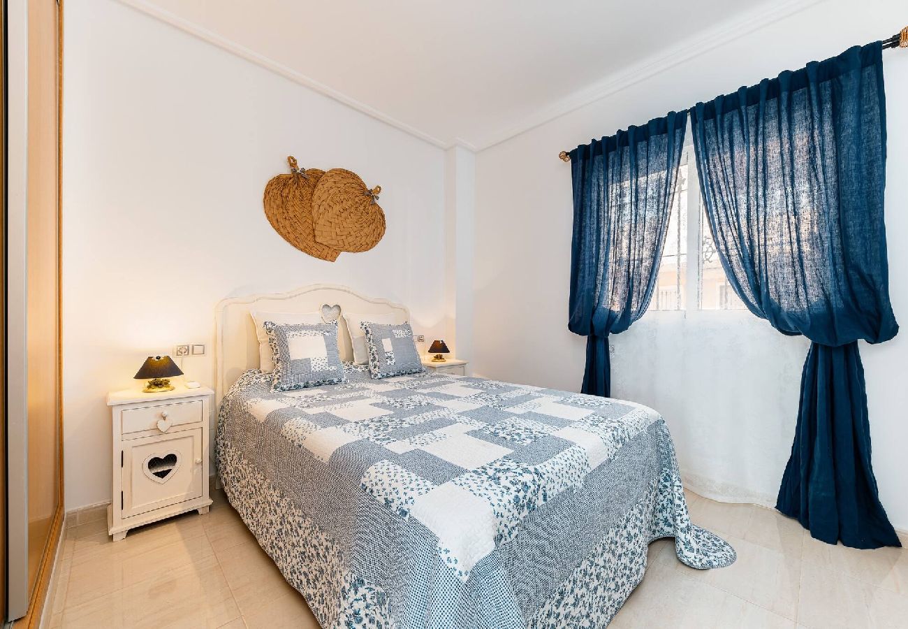 Dom w Orihuela - z.- La Zenia - Bungalow