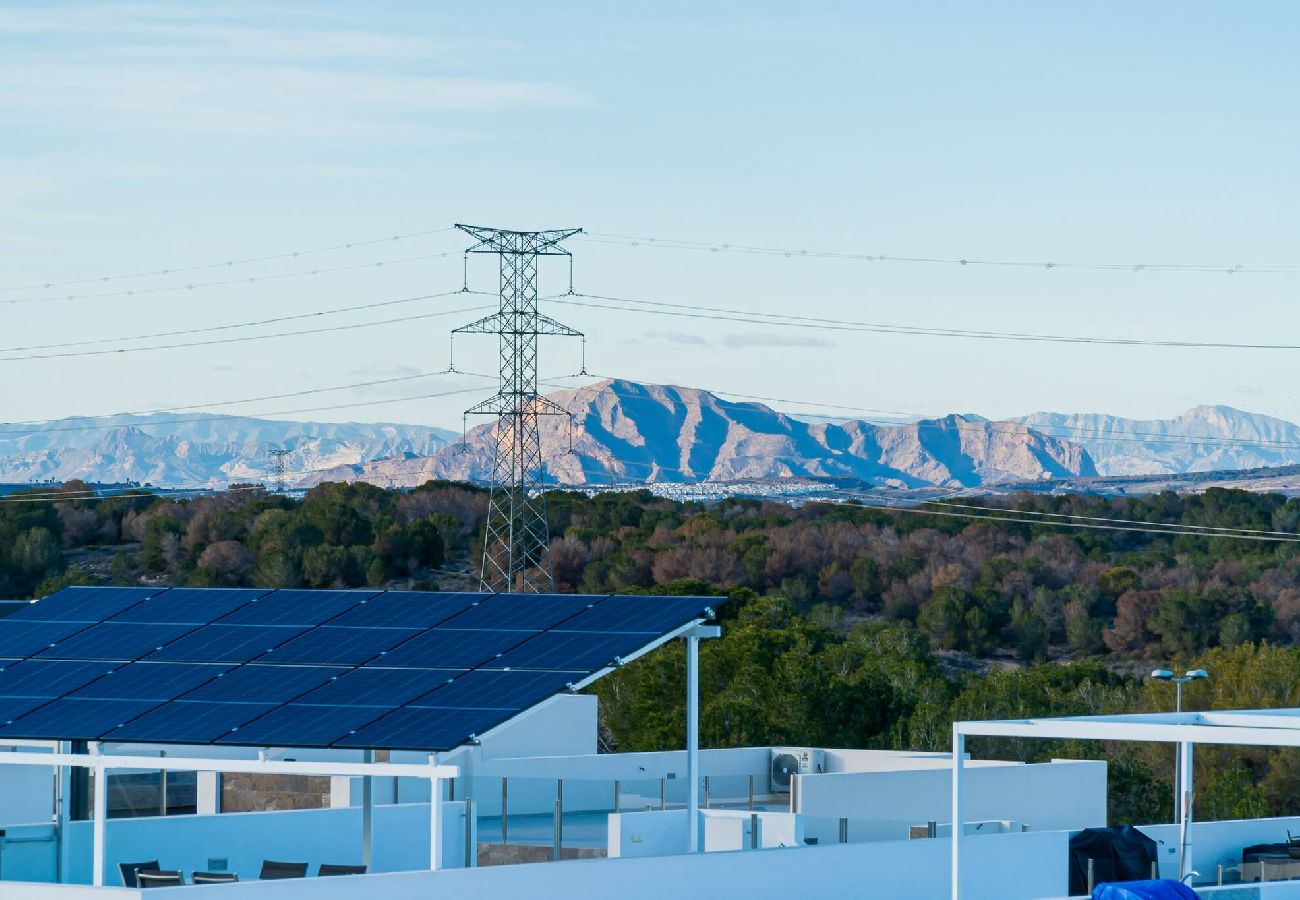 Dom w Orihuela Costa - Villa Paradise Clem (Los Altos)