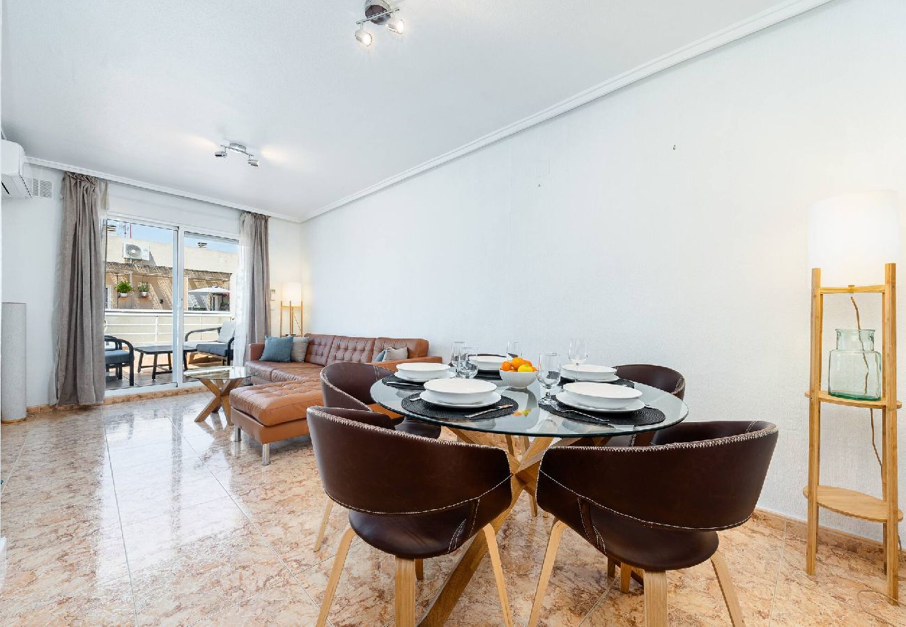 Apartament w Torrevieja - La Loma Ático Sunrise