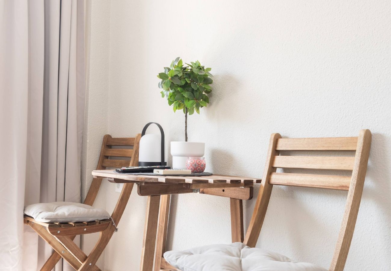 Apartament w Torrevieja - Estudio Aquiles Sunrise