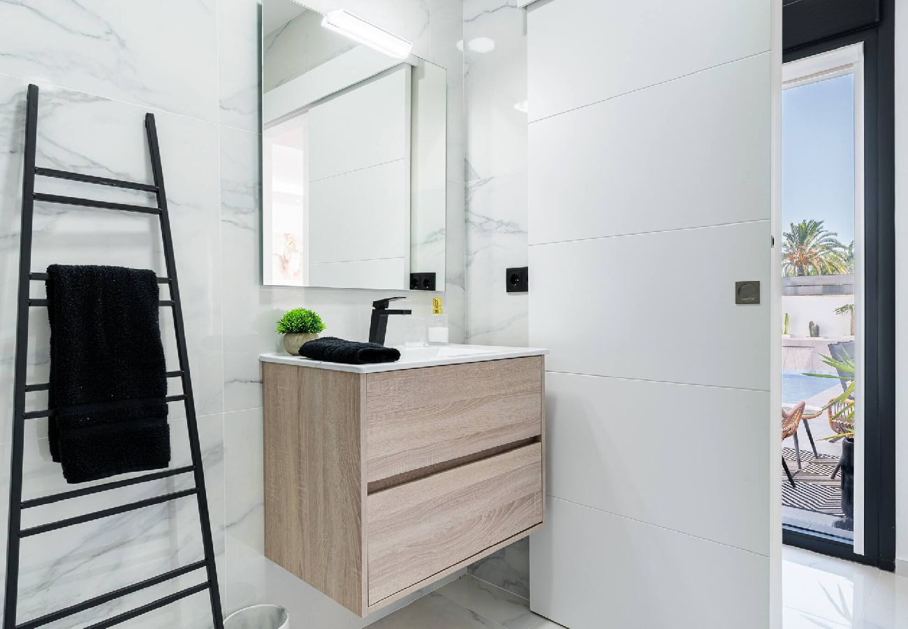 Dom w Daya Vieja - Villa Cristal (Daya Vieja)