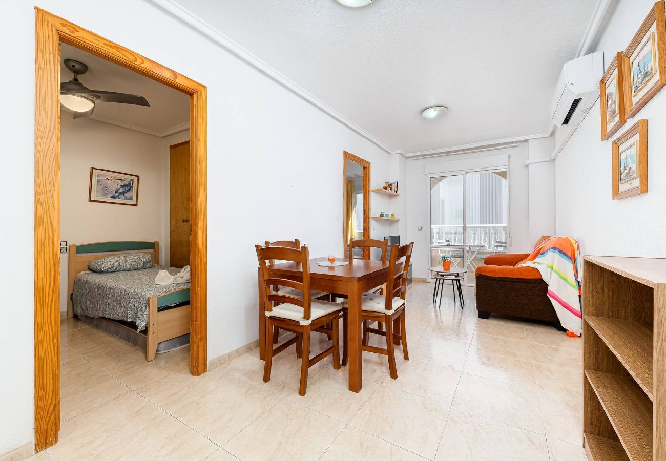Apartament w Torrevieja - San Pascual 235A