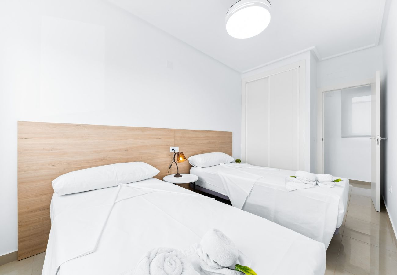 Apartament w Los Montesinos - Aparthotel Laguna Rosa 1A