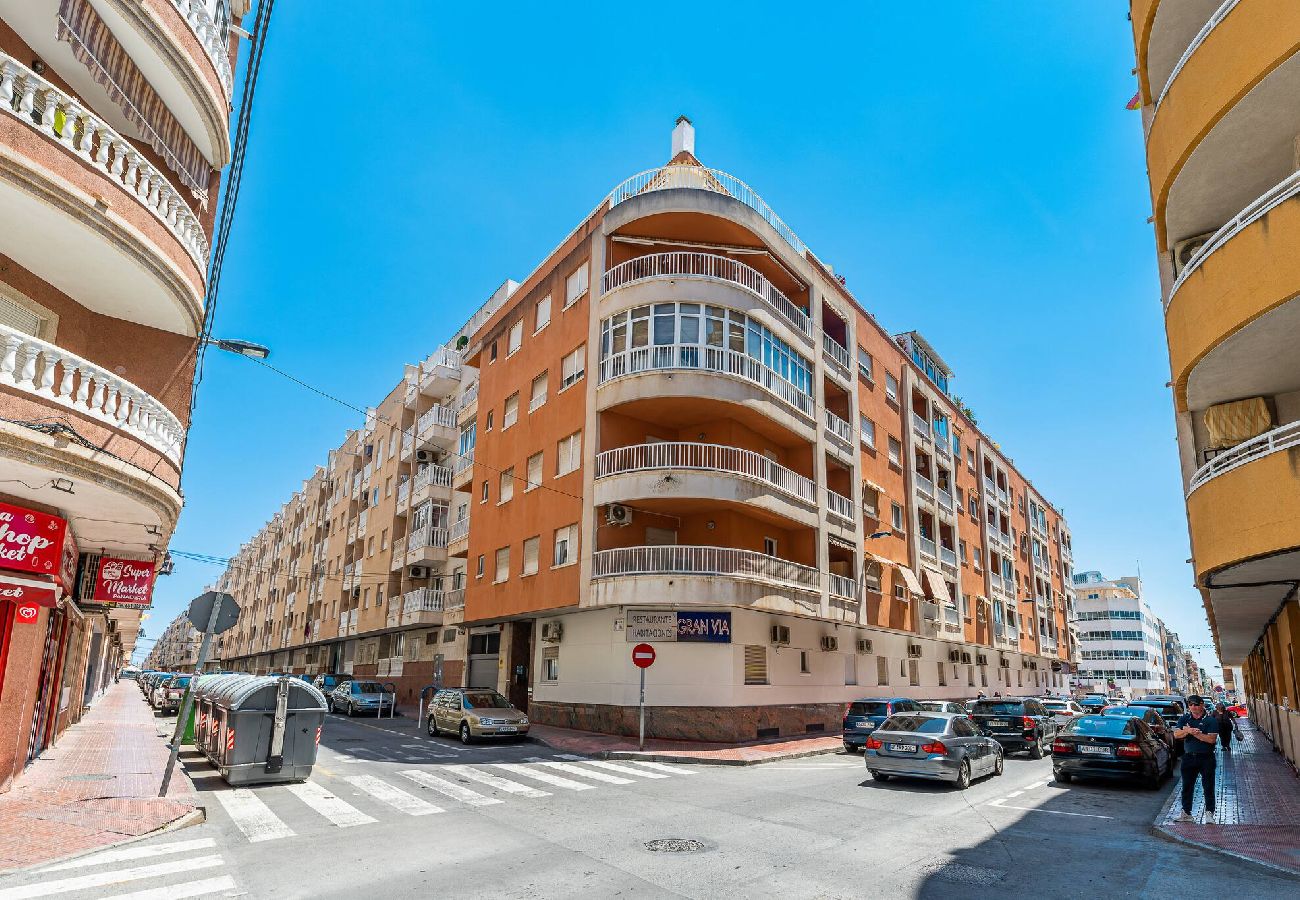 Apartament w Torrevieja - 🅃 Loma 40