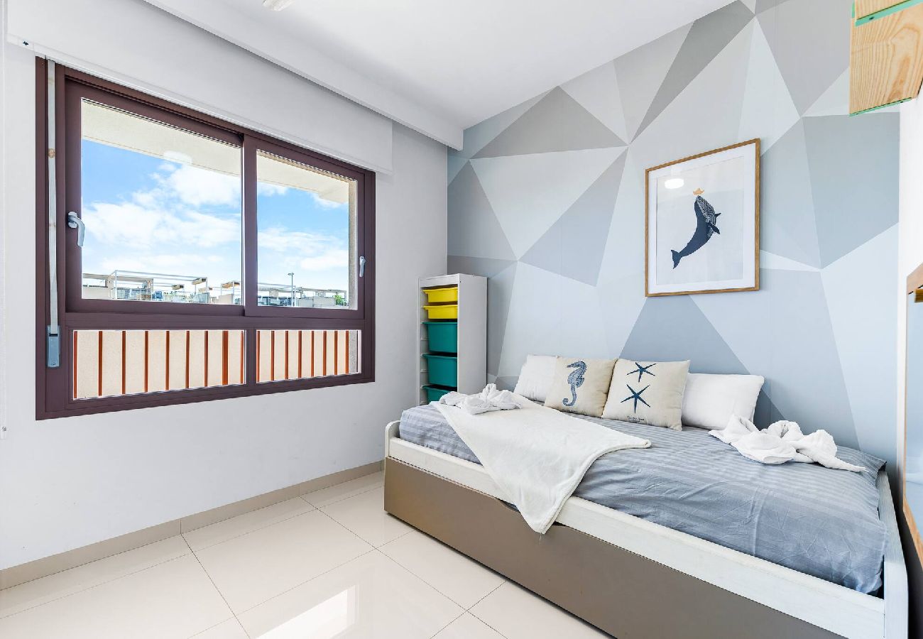 Apartament w Alicante / Alacant - 🅃 Levante Sunrise