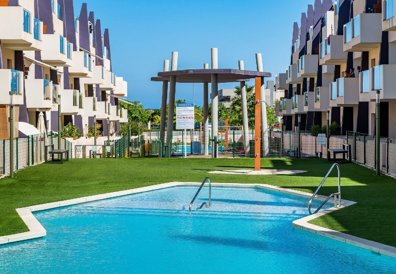 Apartament w Alicante / Alacant - 🅃 Levante Sunrise