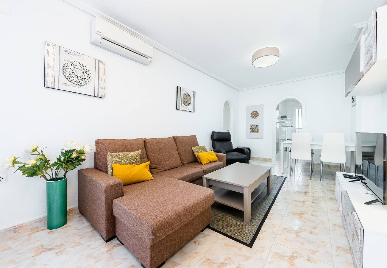 Apartament w Elche - Playa del Pinet