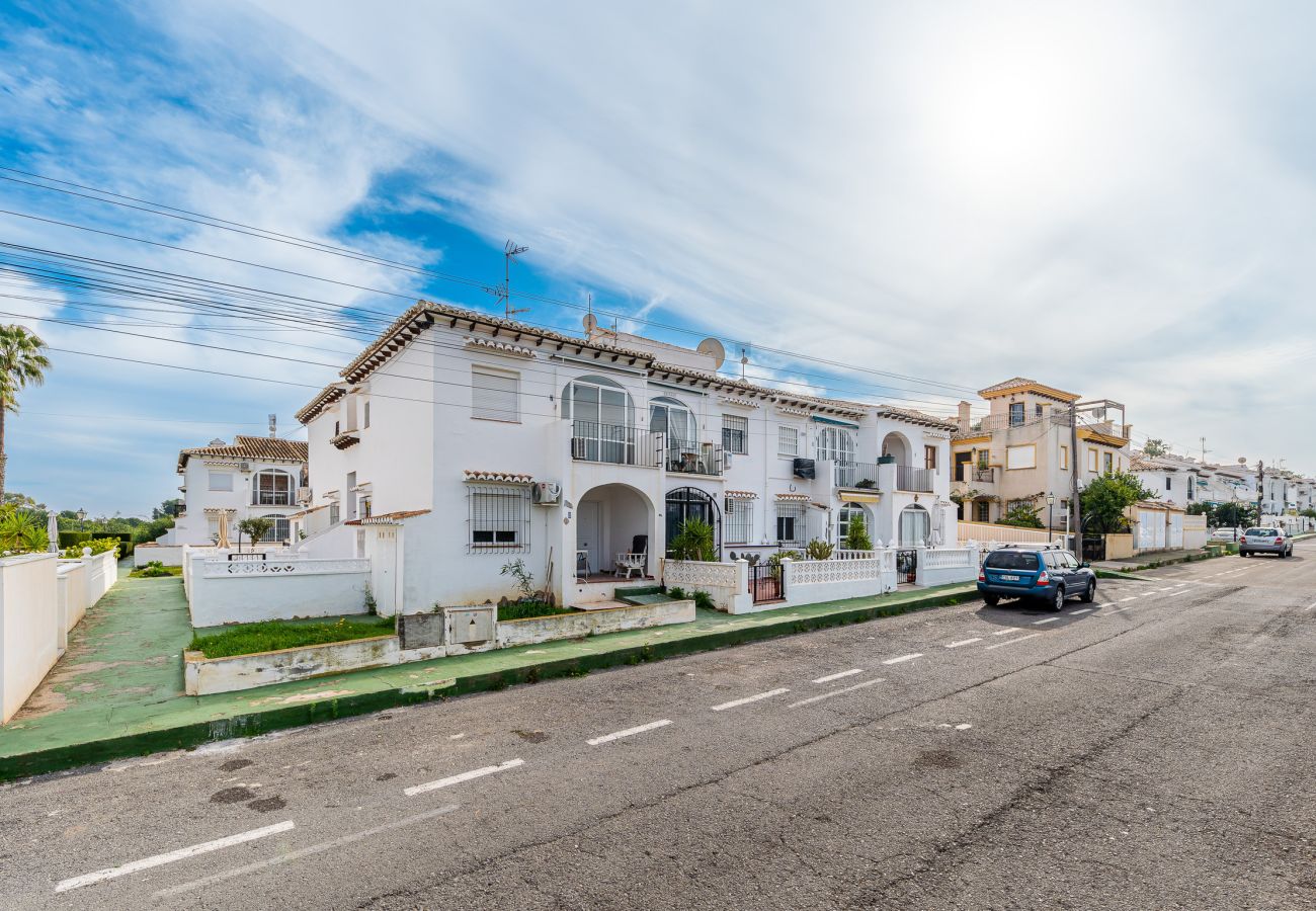 Apartament w Torrevieja - LAGO JARDÍN 55