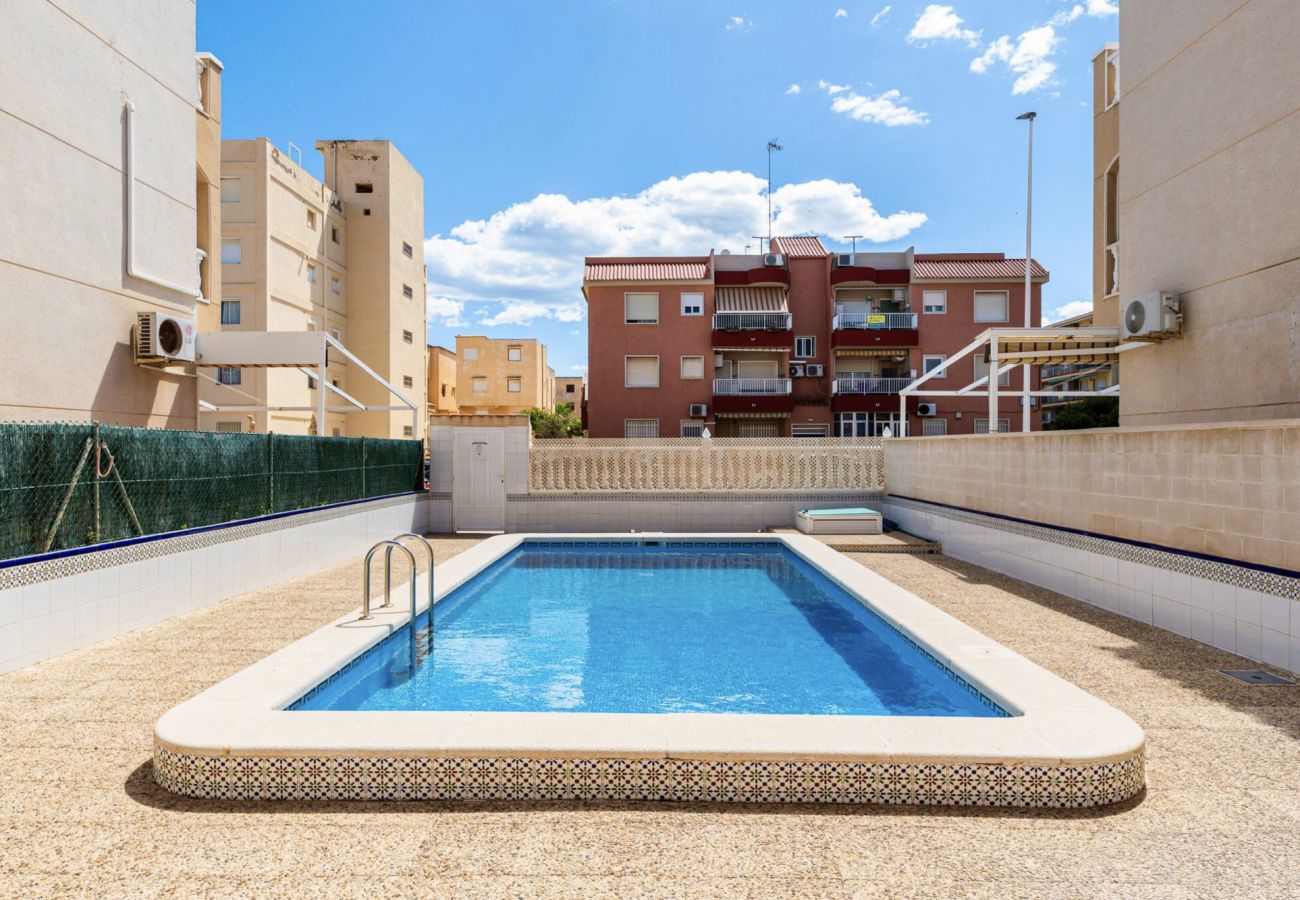 Apartament w Torrevieja - 🅃 Casa del Chicho 2