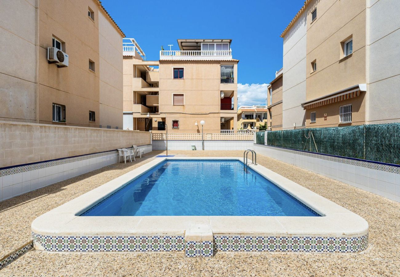 Apartament w Torrevieja - 🅃 Casa del Chicho 2