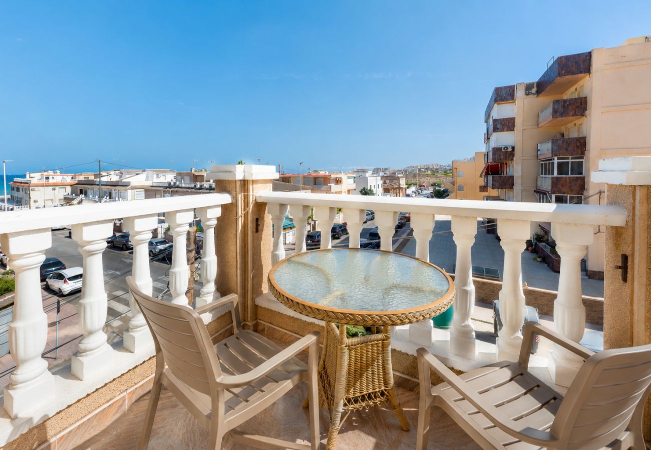 Apartament w Torrevieja - 🅃 Casa del Chicho 2